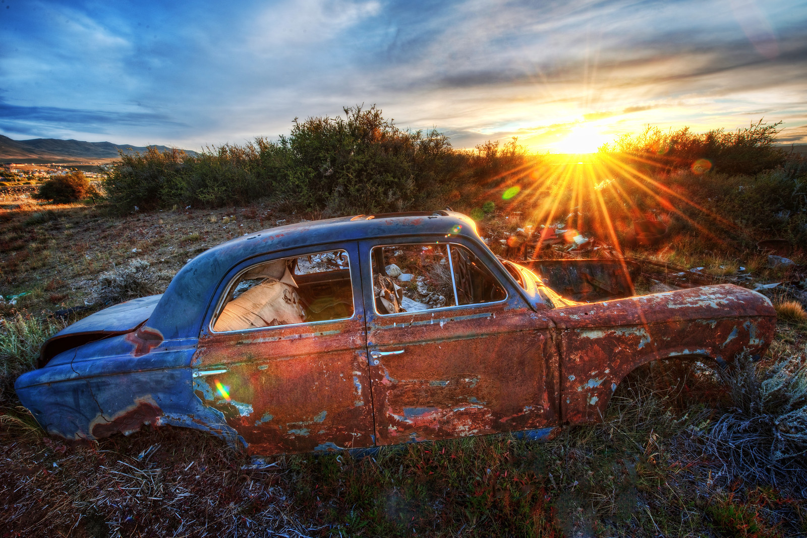 Old-Car-at-Sunset-X3.jpg