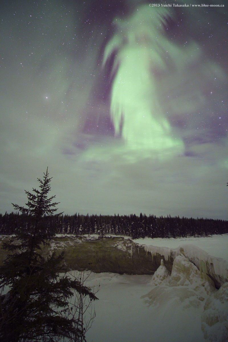 AuroraGhost_Takasaka_800.jpg