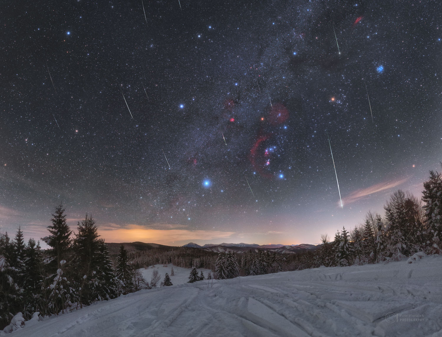 QuadrantidsOrion_Horalek_1500.jpg
