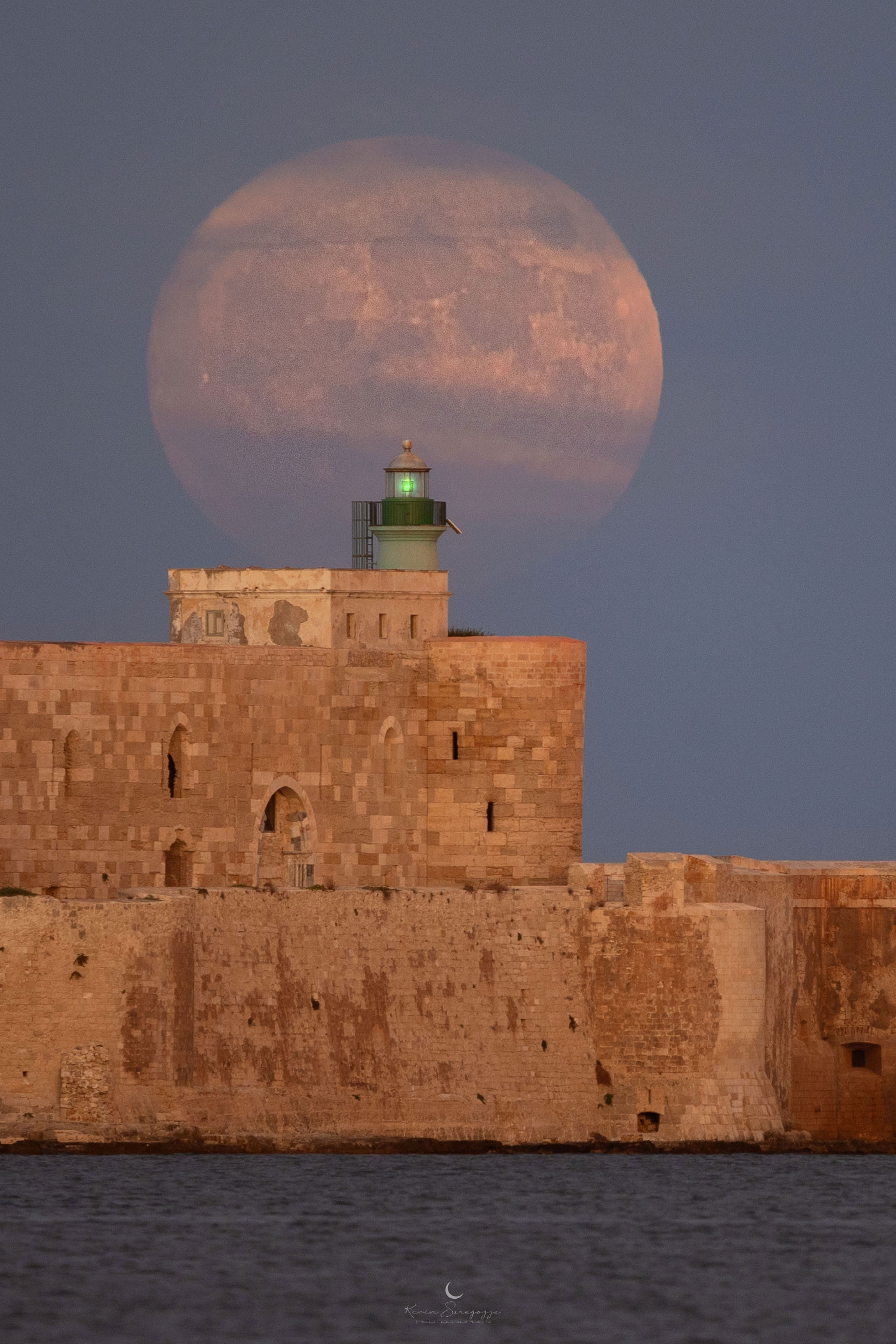 SuperBlueMoon_Saragozza_2000.jpg